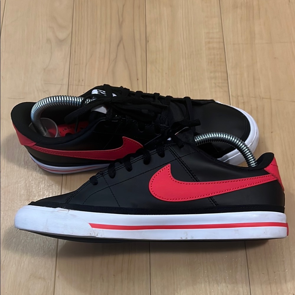 Nike Court Royale AC "University Red" black/white - Picture 2 of 11
